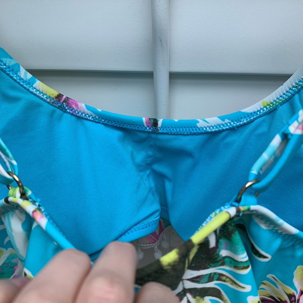 Target swim top - Picture 3 of 4